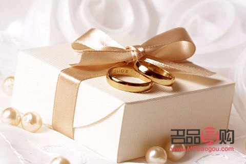 婚慶禮物選購指南：如何挑選一份既實用又有心意的禮物？