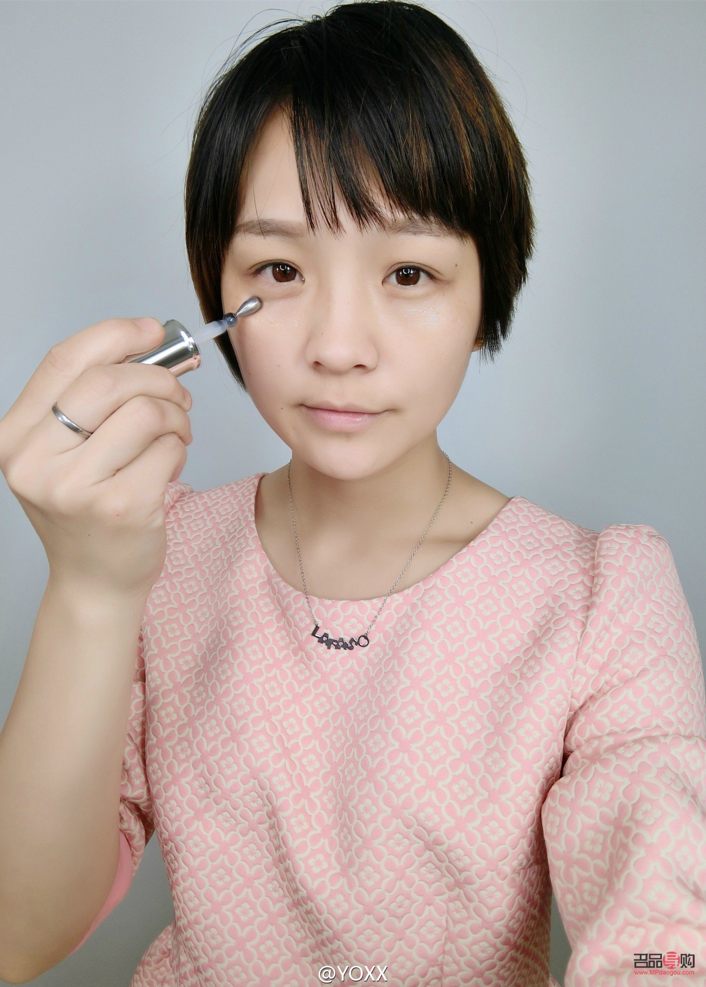 <h3>大眼精華是否需要搭配眼霜使用？</h3>