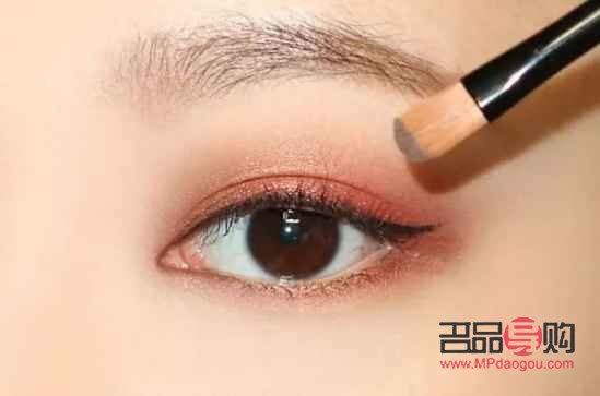 化眼妝前要做什么(化眼妝前要做什么準備)