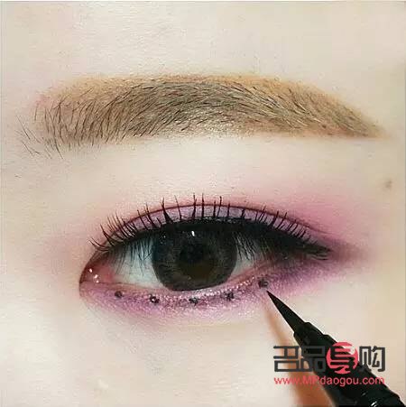 男生的眼妝怎么畫才最好看視頻(男生的眼妝怎么畫才最好看視頻教學)