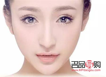 <h3>納米無(wú)痕雙眼皮能維持多久？</h3>