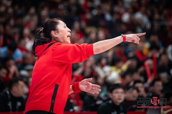 國際籃球日送什么禮物(籃球相關的禮物可以送什么)