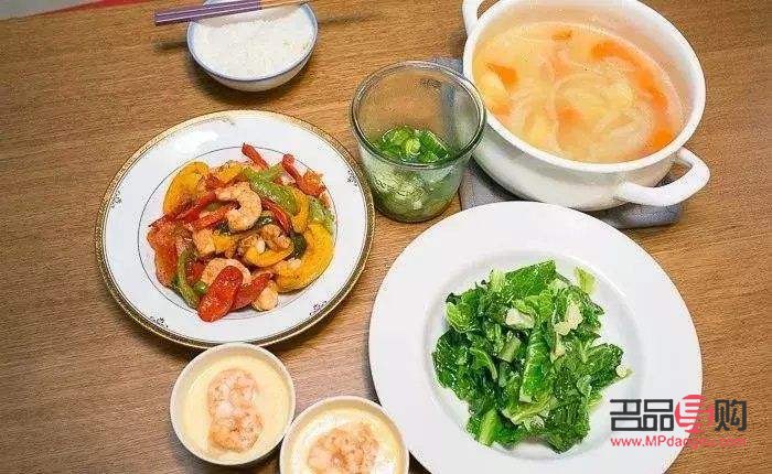 晚餐吃什么美容(晚餐吃什么美容養顏減肥)