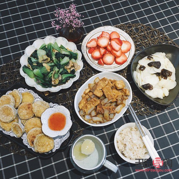 晚餐吃什么美容(晚餐吃什么美容養顏減肥)