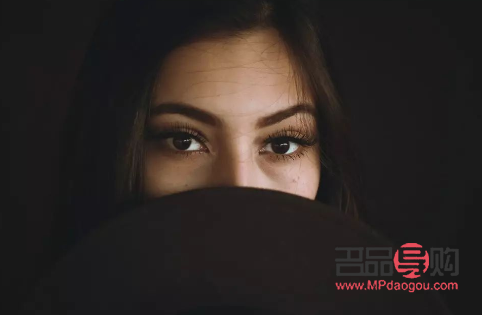 <h3>肉眼泡做雙眼皮手術是否需要抽脂？</h3>