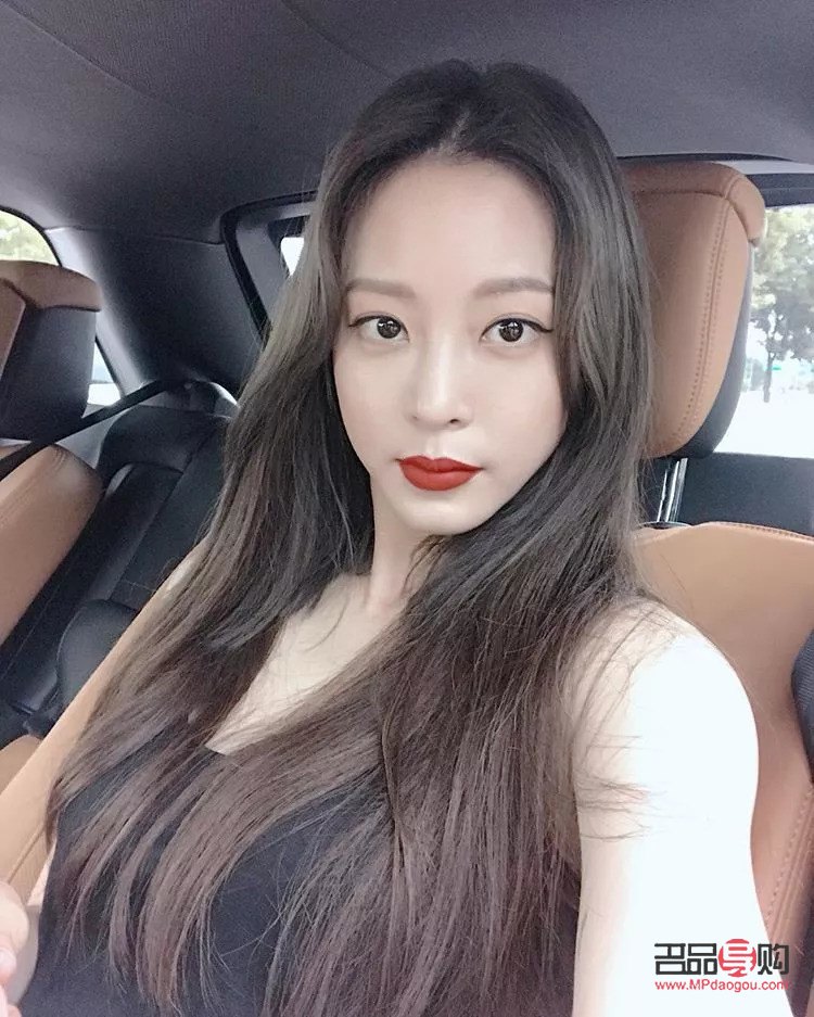 <h3>彩妝蛋陳列藝術(shù)：打造吸睛展示，提升銷售魅力</h3>