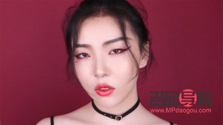單雙眼皮是怎么形成的(單雙眼皮是怎么形成的原因)