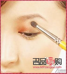 新手畫眼影的技巧圖解(新手畫眼影的技巧圖解視頻)