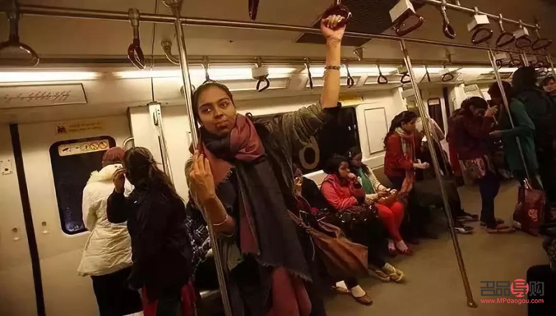 彩妝亮片如何輕松卸除？