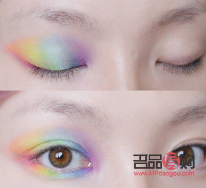 眼妝怎么化妝好看女生視頻教程(眼妝怎么化妝好看女生視頻教程下載)