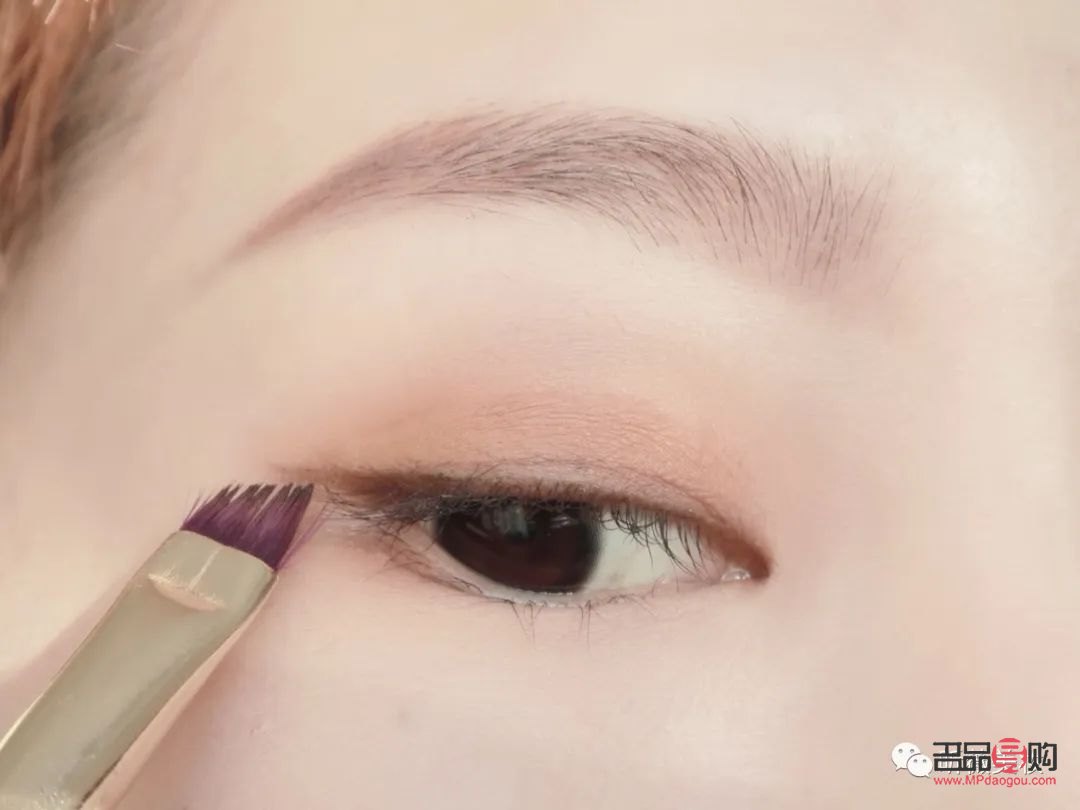 內眼線用什么畫比較好(內眼線用什么畫比較好看)
