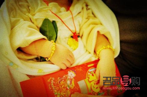 給姑姑買什么禮物(給姑姑買什么禮物好)