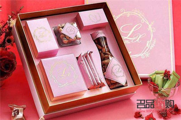女孩結婚要帶什么禮物(女孩結婚要帶什么禮物呢)