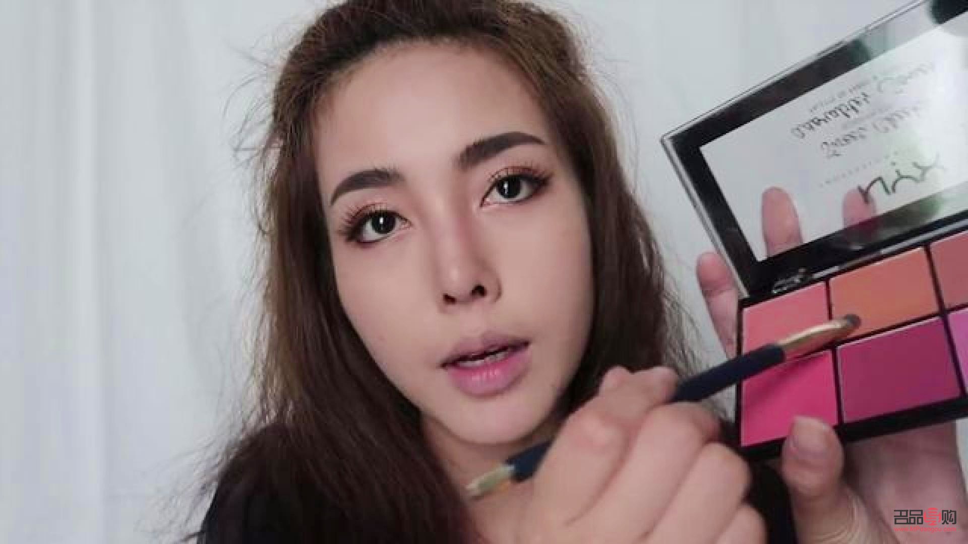 如何快速畫彩妝(如何快速畫彩妝視頻)
