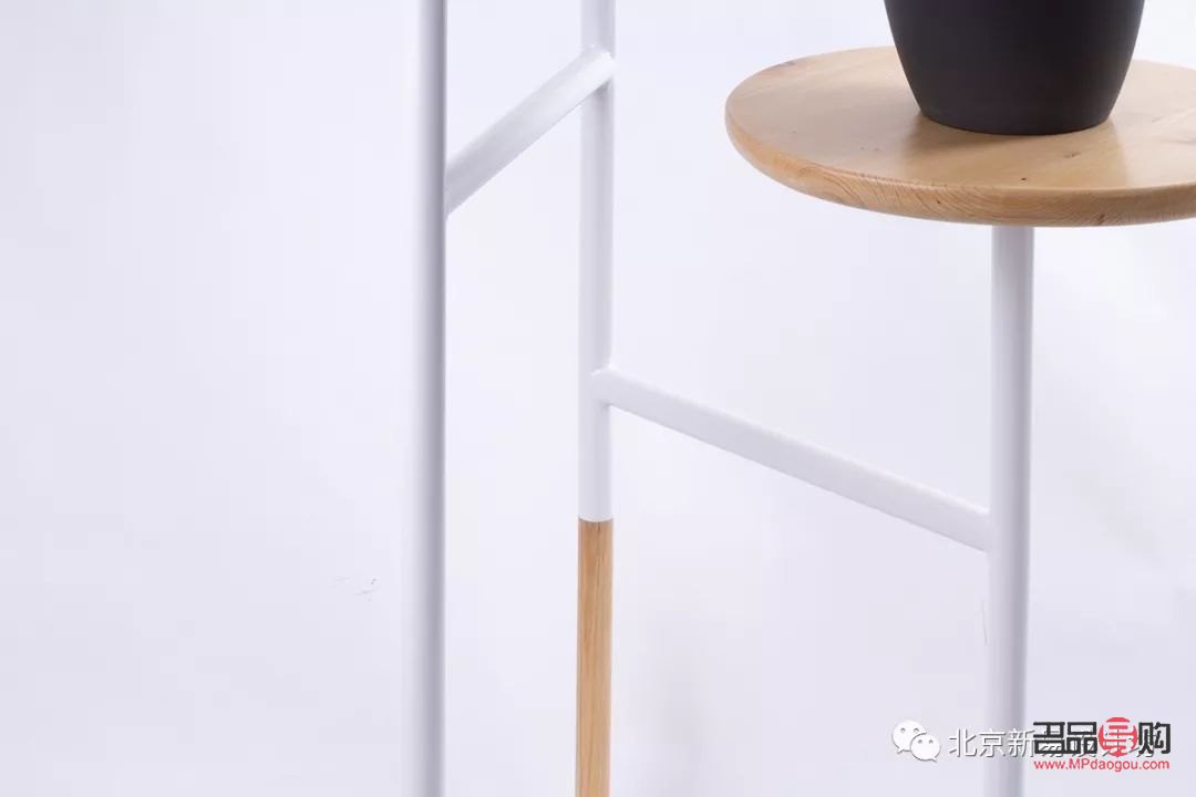 美容凳品牌推薦：哪個牌子更值得選擇？