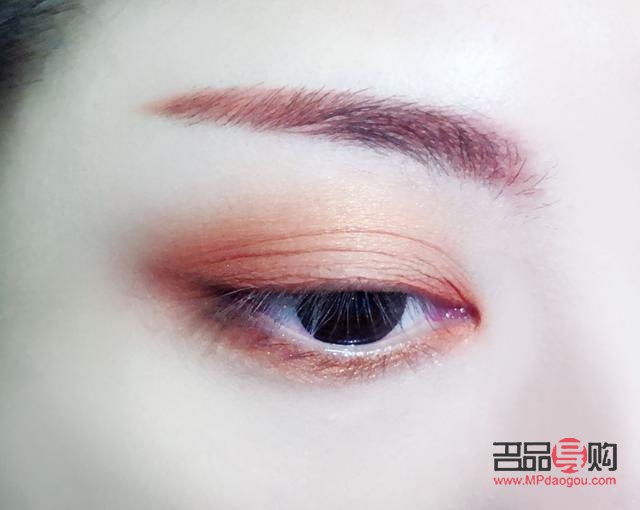 日常彩妝輕松上手，打造自然美妝新風尚