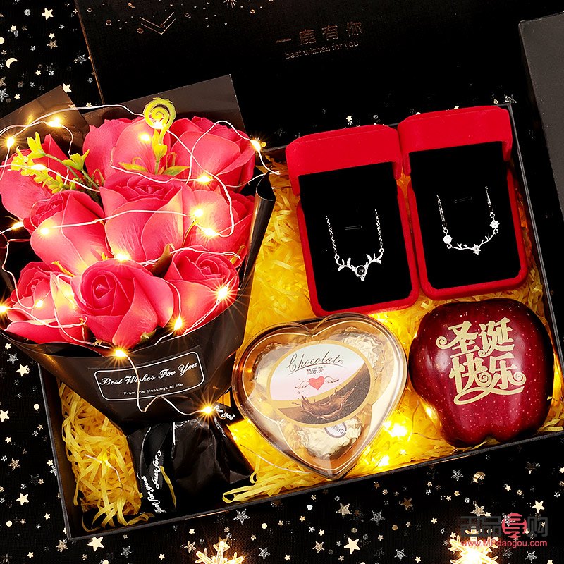 結婚2年送什么禮物(結婚2年送什么禮物好)