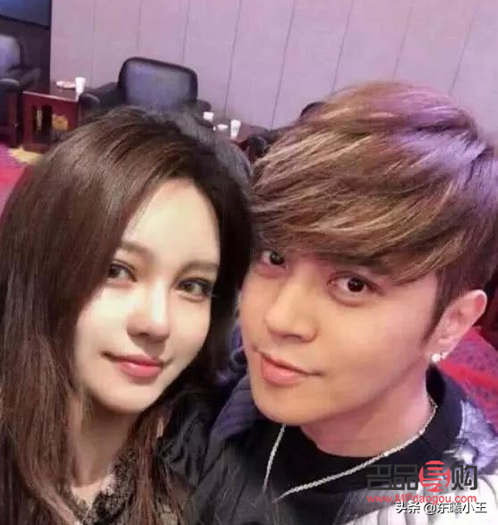 女生彩妝如何選擇(女生彩妝如何選擇品牌)