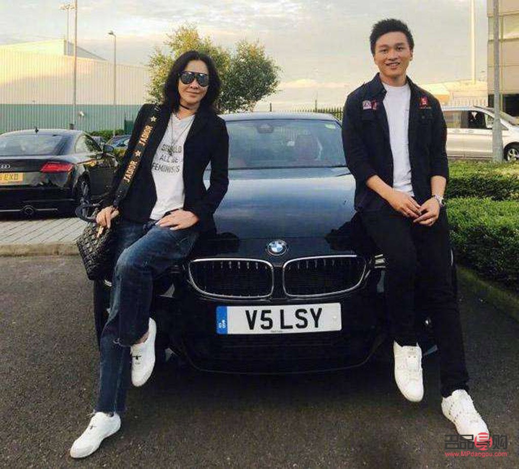 <h3>侄子結婚送多大禮物好</h3>