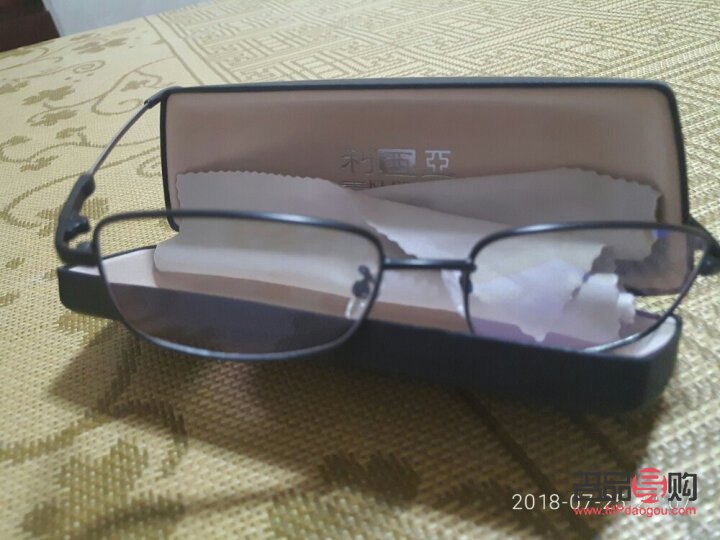 有遠近兩用的老花眼鏡嗎