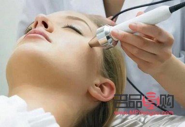 <h3>眼部超聲炮：重塑青春明眸，價格與價值并存</h3>