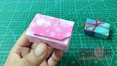 手工折紙藝術(shù)：制作精美禮物