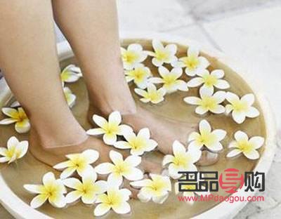 <h3>身體乳足部護(hù)理全攻略：呵護(hù)雙足，從此步入健康</h3>