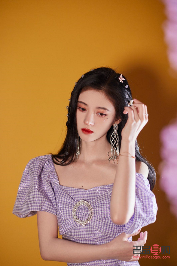 <h3>全面呵護(hù)之美：身體與秀發(fā)的日常護(hù)理秘籍</h3>