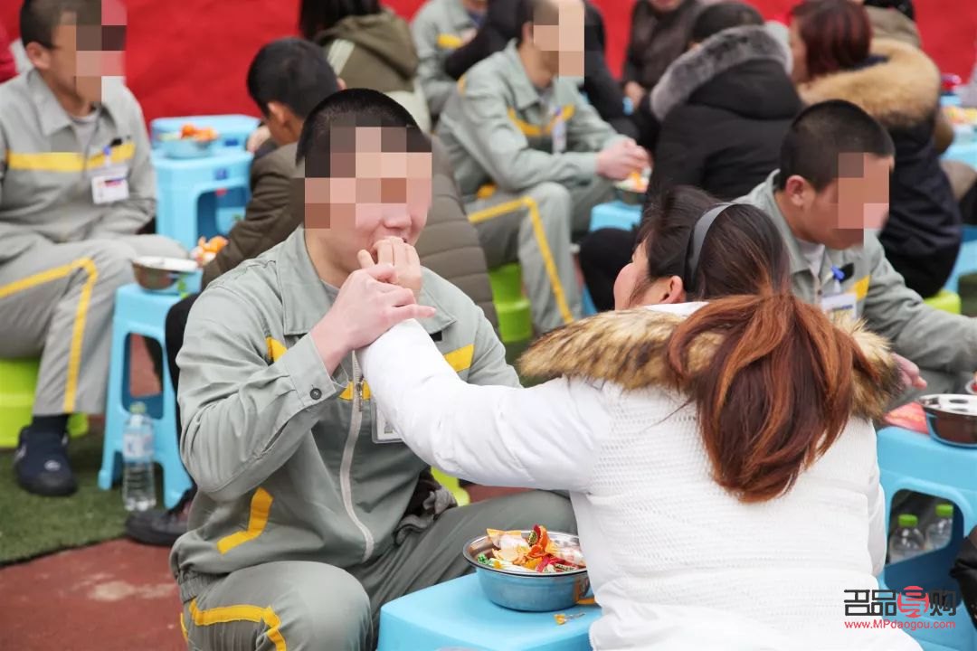 親人過生日，如何選擇一份貼心禮物？