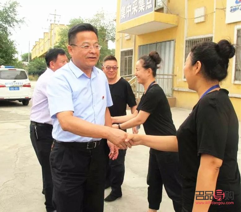 <h3>美容師如何設(shè)定與書寫職業(yè)目標(biāo)</h3>