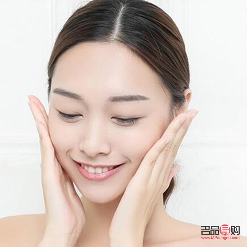 <h1>彩妝經(jīng)營(yíng)之道：策略、產(chǎn)品與市場(chǎng)的完美融合</h1>