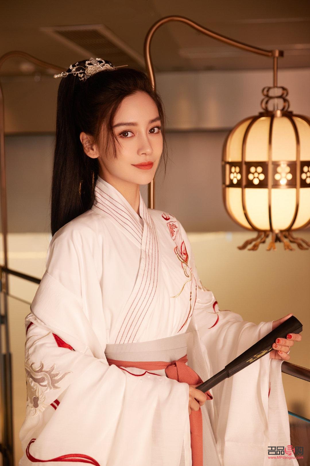 彩妝店怎么布置(彩妝店怎么布置場景)