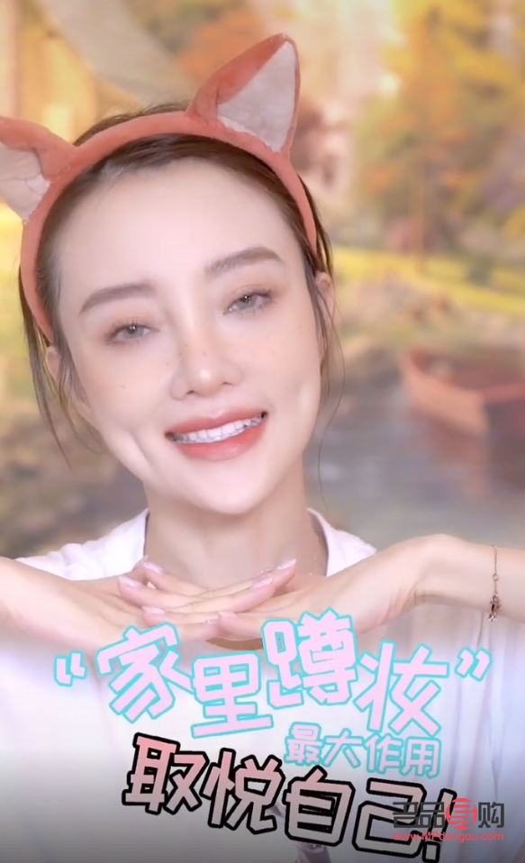 怎么學化彩妝呢(怎么學化彩妝呢視頻)