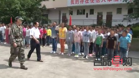 軍訓(xùn)彩妝怎么卸掉(軍訓(xùn)彩妝怎么卸掉視頻)