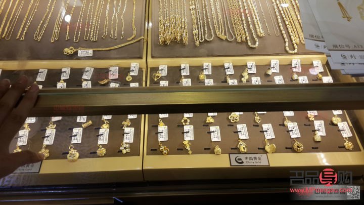 中國(guó)黃金為什么比其他金店貴？