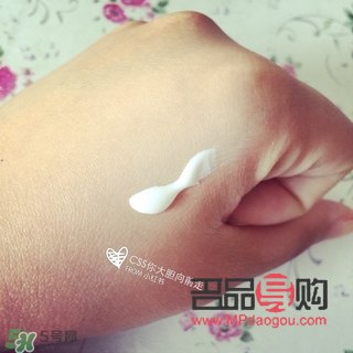 <h3>身體護理防曬霜怎么用</h3>