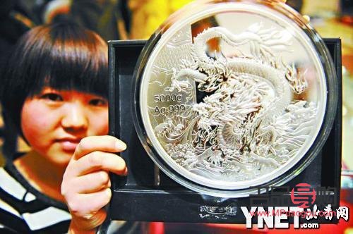 太陽金店手鐲價格(太陽金店手鐲價格多少)