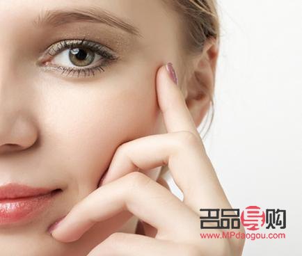 <h3>再清椿美容：專業(yè)護膚，煥發(fā)自然美</h3>