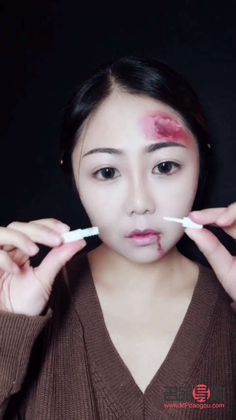 <h3>彩妝傷疤怎么畫</h3>