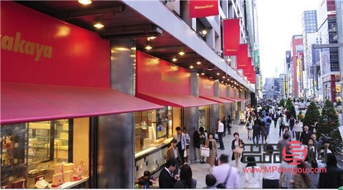 步行街附近黃金回收店(步行街附近黃金回收店鋪)
