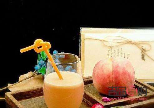 桃汁美容嗎？探究桃汁的美容功效與正確使用方法