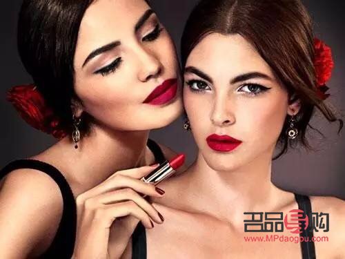 彩妝月底怎么用：完美收尾，綻放美麗光彩