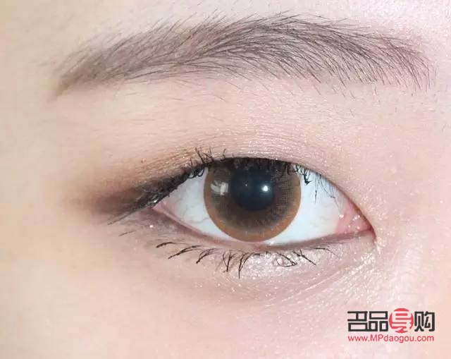 眼妝必備成分大揭秘，打造迷人電眼