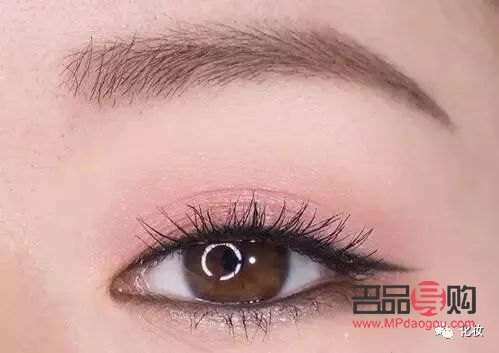內(nèi)雙變雙眼皮小竅門(mén)大揭秘，讓你輕松擁有迷人電眼
