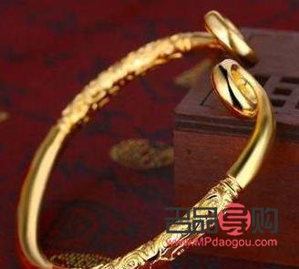 怎么去金店賣黃金(怎么去金店賣黃金手鐲)