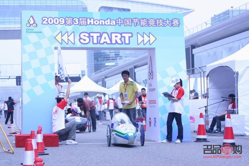 <h3>四周年送情人什么禮物？精心挑選，讓愛意更濃</h3>