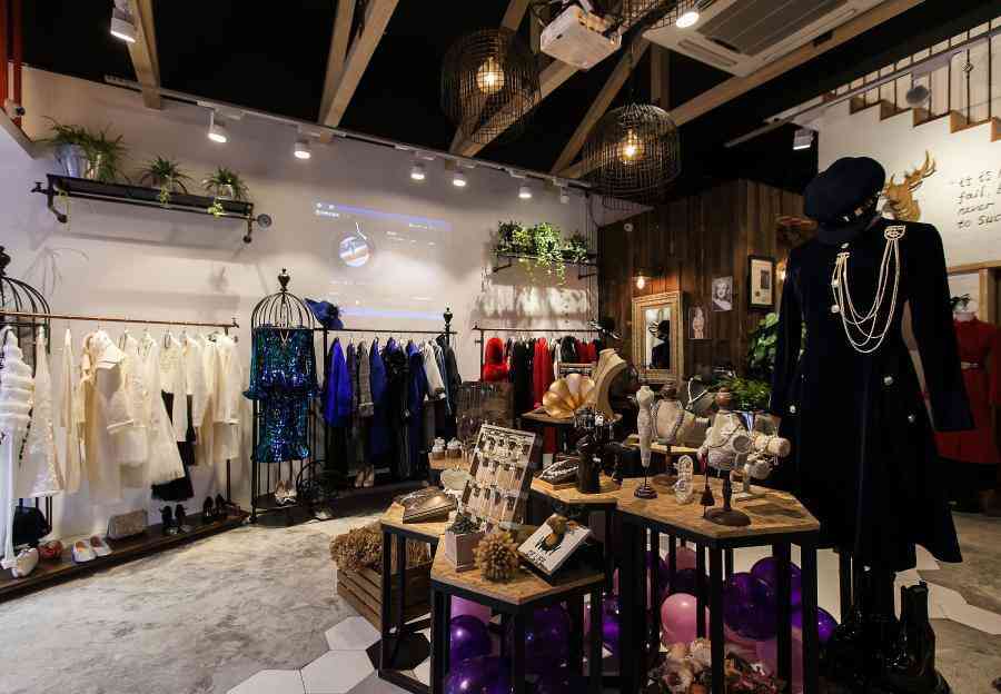 女裝店服裝店設計案例效果圖