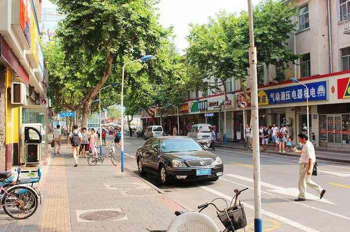外國的國貨化妝品品牌是什么(外國的國貨化妝品品牌是什么牌子)