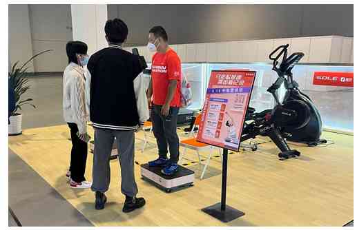 “魔跳”助力上海馬拉松，為馬拉松選手進行賽前提速訓練和放松