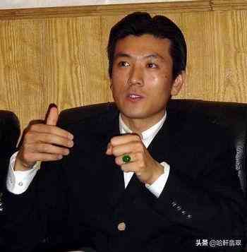 200萬帝王綠翡翠戒指(帝王綠翡翠首飾)